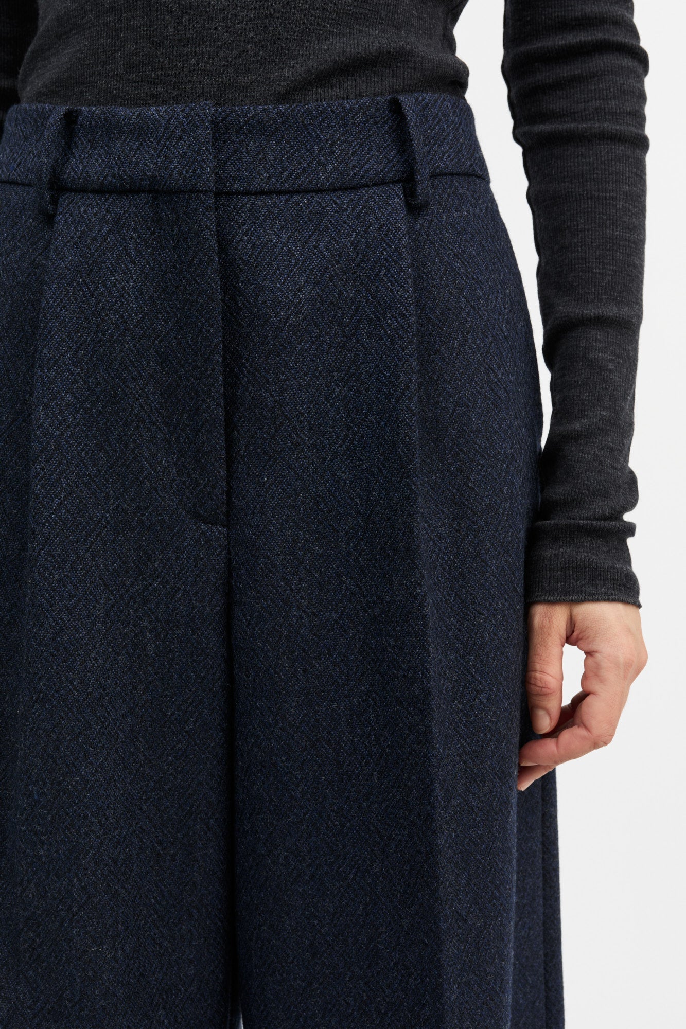 Skall Studio Thom trousers Trousers Navy black